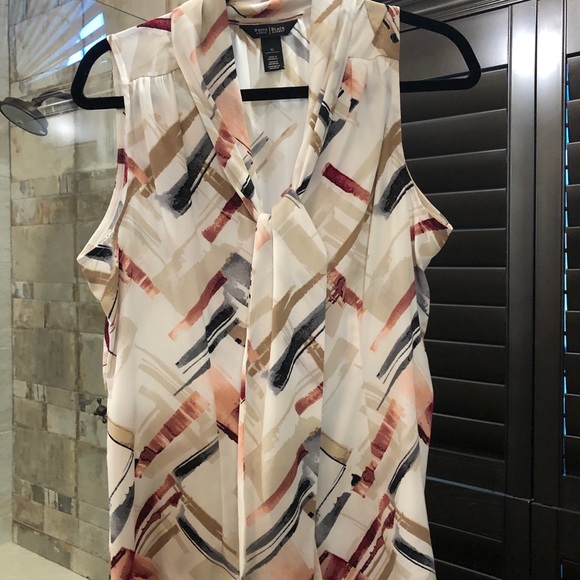 White House Black Market blouse - Picture 2 of 4